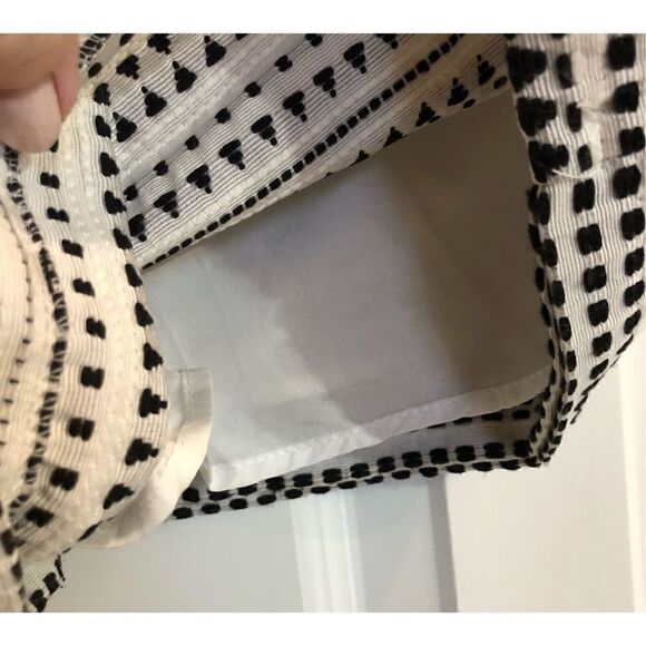 CUPCAKES AND CASHMERE - 🎉HP🎉 L Sz 0 EUC Embroidered Skort. PRISTINE CONDITION! - Picture 6 of 11